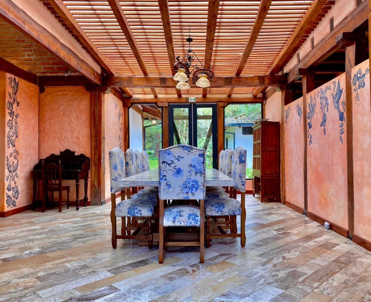 Hacienda San Juan De La Vega Bed & Breakfast Otavalo Eksteriør bilde